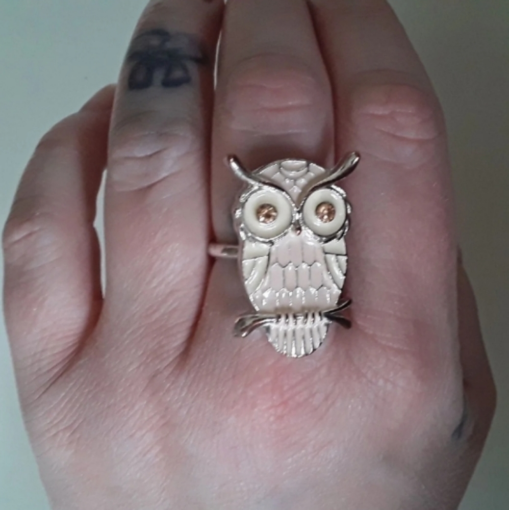 Owl Ring - Picture 7 of 7